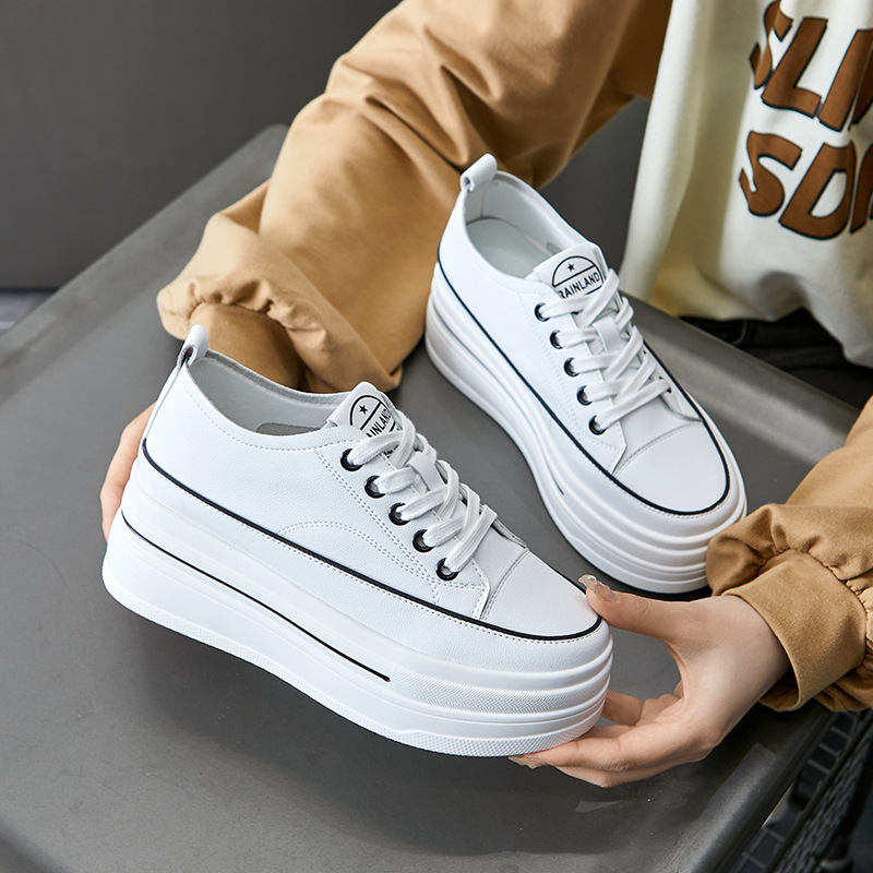 Nowe 8cm sneakersy na platform – Wedge Heeled Sneaker recenzja i cena