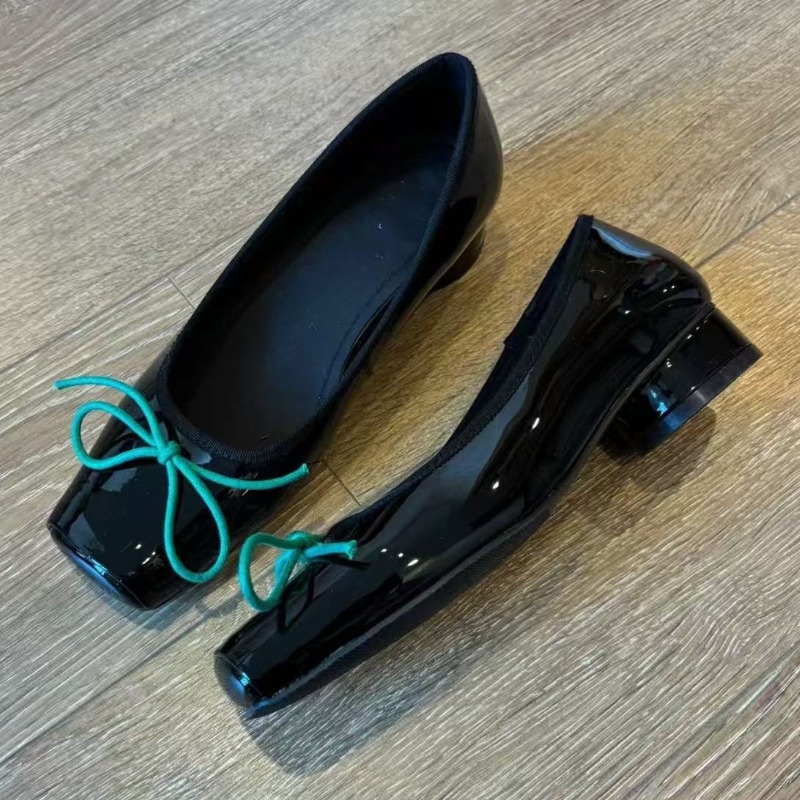 Lakierowane czółenka Mary Jane – Women Shoes Brands recenzja i cena